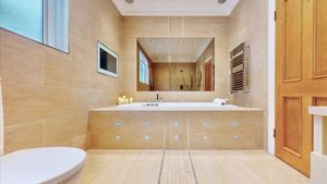 Photo 12- click for photo gallery